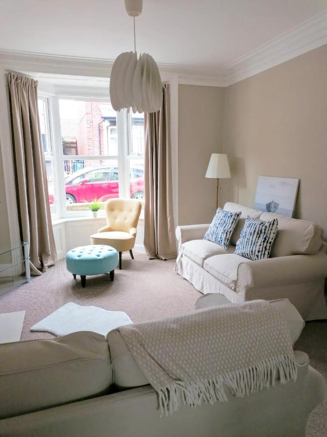 فيلا Sunset House - Whitby Townhouse Near The Sea Sleeps 8 المظهر الخارجي الصورة