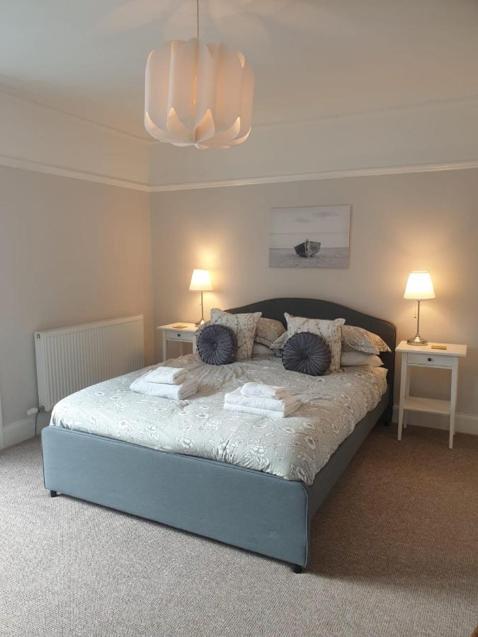 فيلا Sunset House - Whitby Townhouse Near The Sea Sleeps 8 المظهر الخارجي الصورة